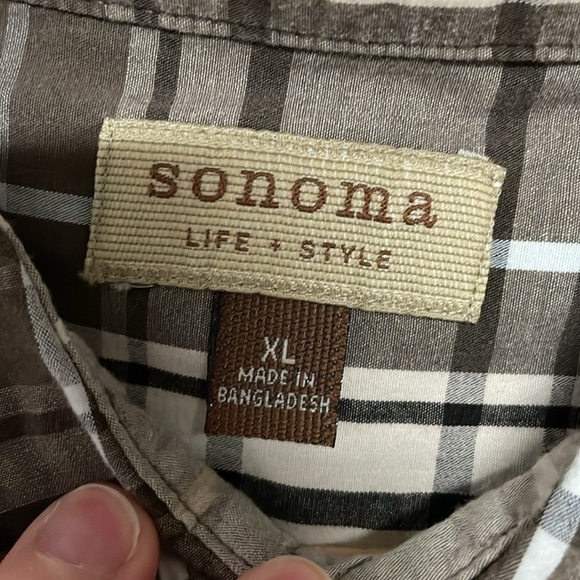 Sonoma size XL brown plaid short sleeve button down shirt - Picture 3 of 6